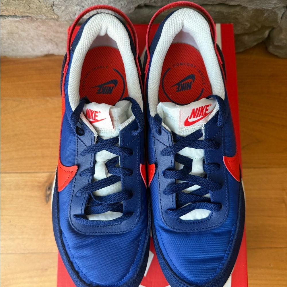 New Nike Waffle Debut athletic shoes 9W/7.5M - Picture 3 of 5